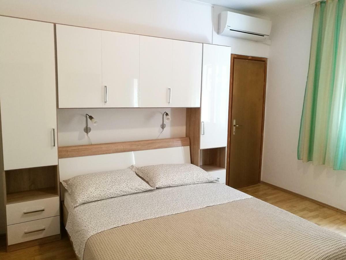 Bed & Breakfast Susovic Bed & Breakfast Lastovo Eksteriør bilde